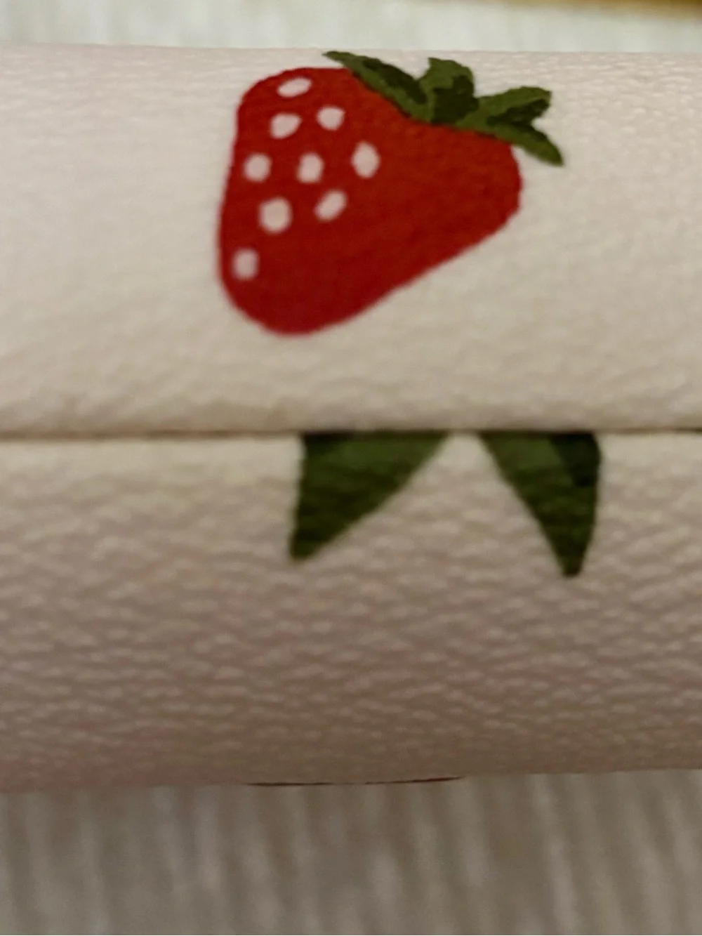 🍓 Coach Nora Kisslock Card Case Wild Strawberry Print Gold Chain Crossbody - Picture 8 of 11